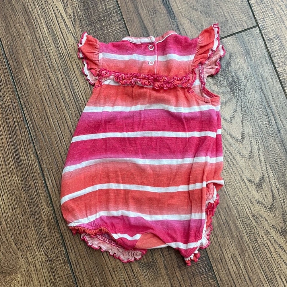 Splendid Ruffle Romper 3-6 Months - Picture 3 of 3